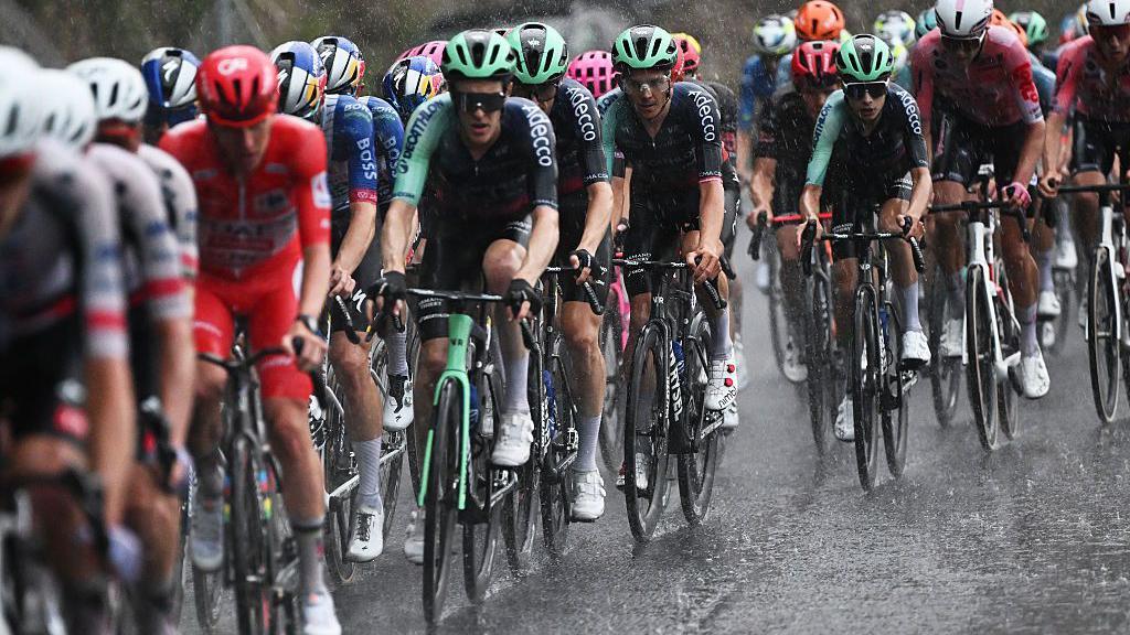 Vuelta a España Stage 3 Abandoned Following Severe Hailstorm on Mont-Louis