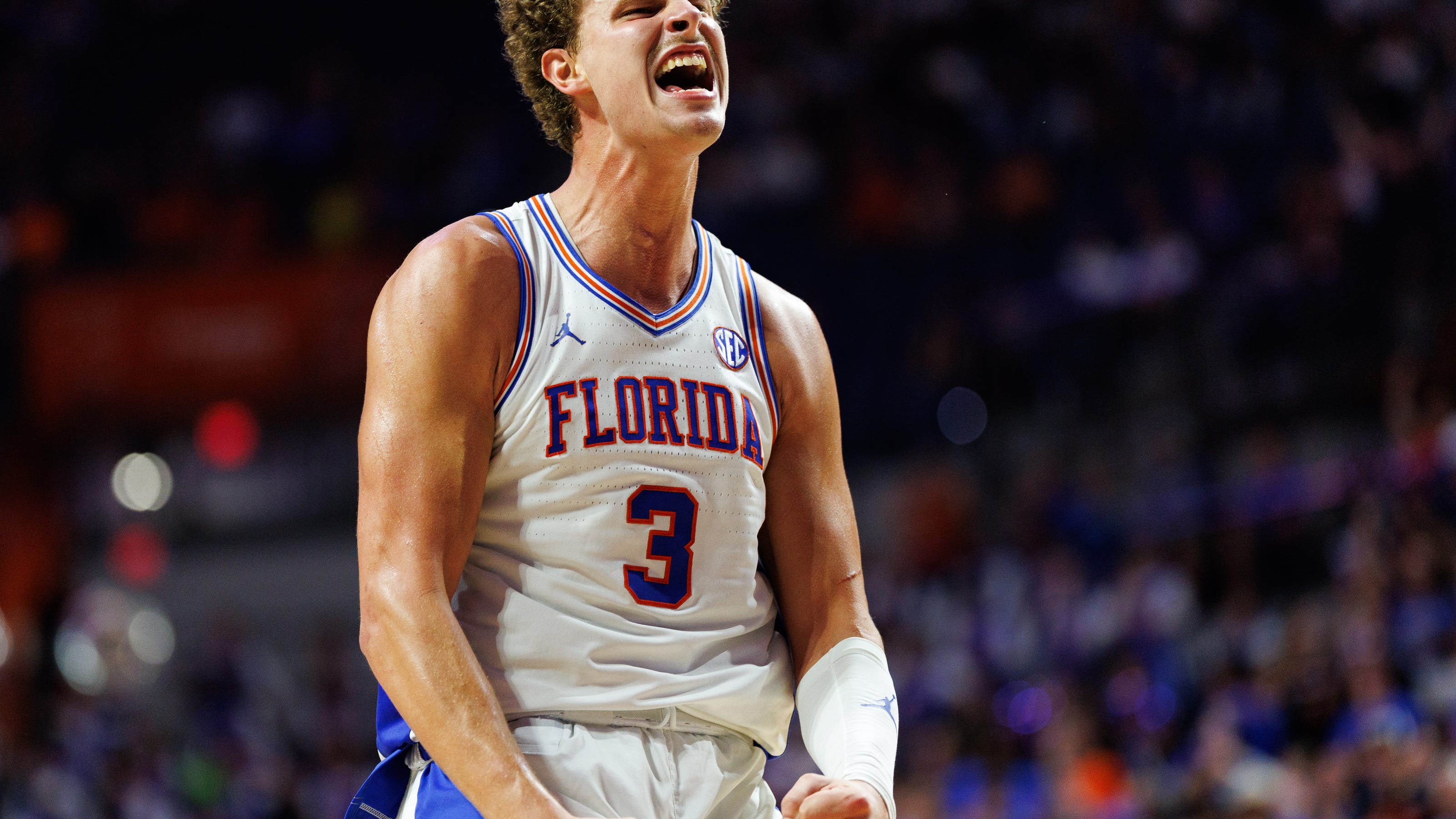 Former Florida basketball player Micah Handlogten transfers to SEC rival Ole Miss