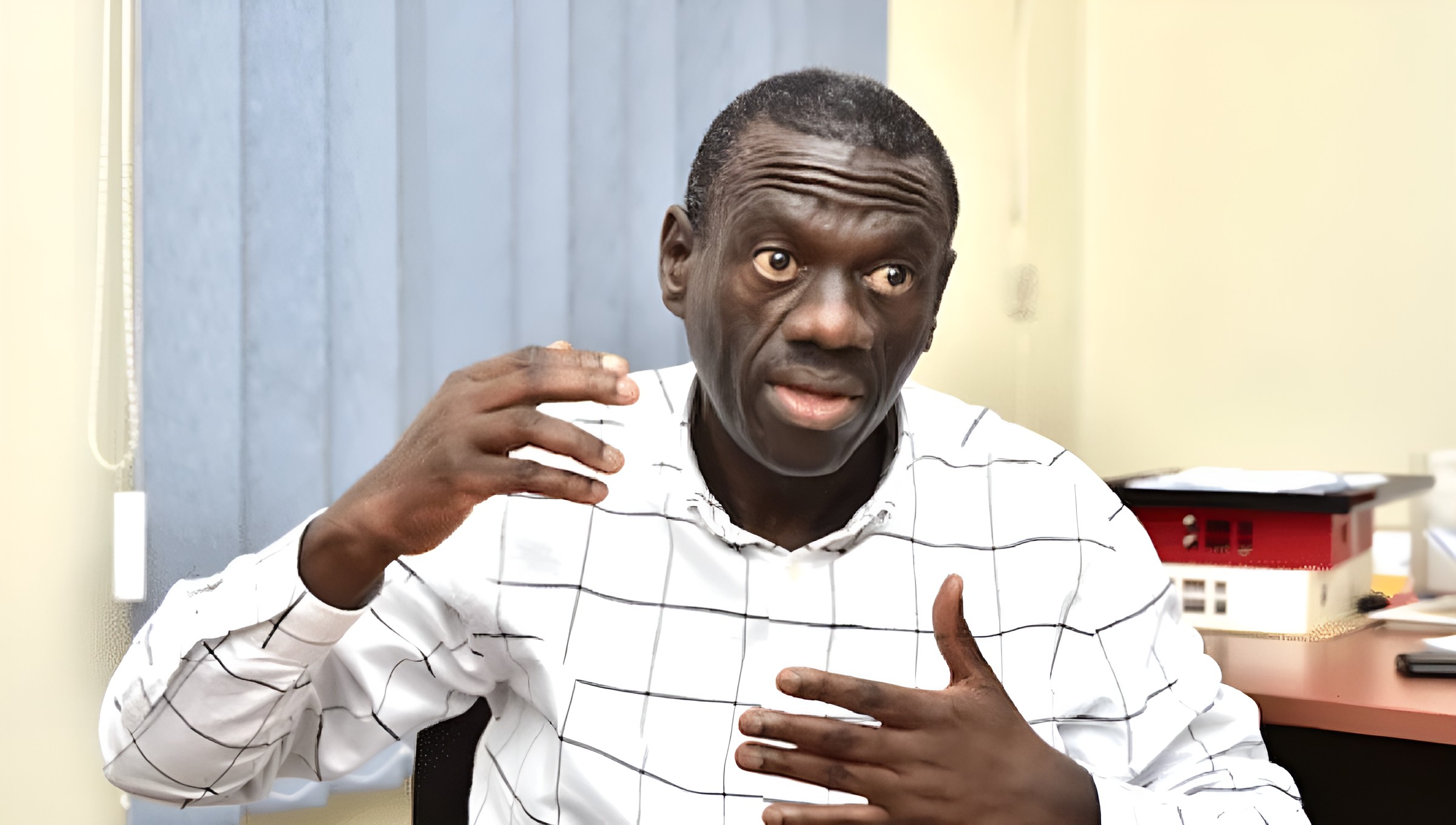 Ugandan Opposition Leader Kizza Besigye Hospitalized From Prison Amid Worsening Health