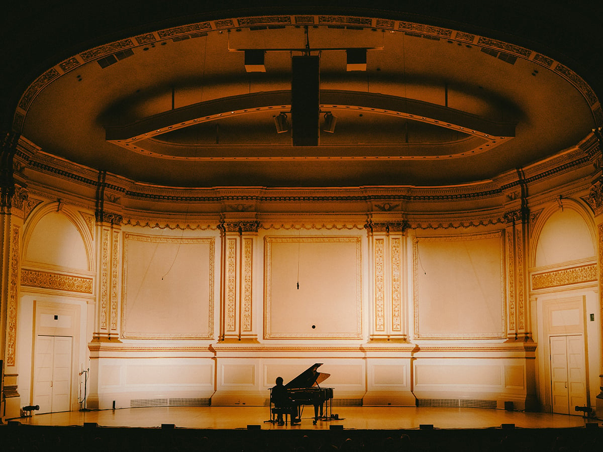 Cameron Winter Concert Film Tours US