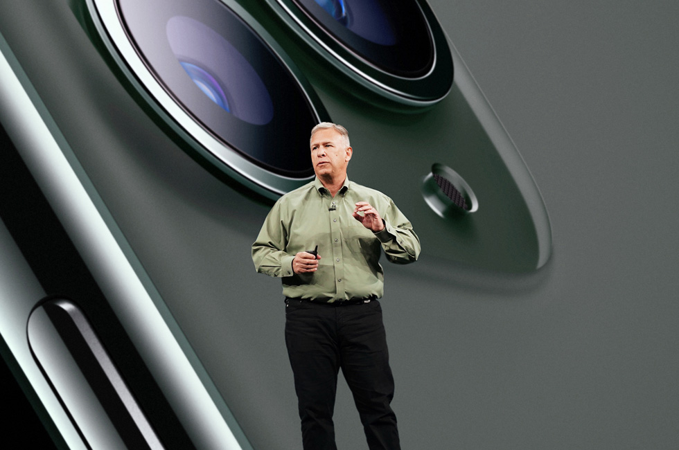 Phil Schiller steps down from App Store oversight amid broader Apple leadership transitions.