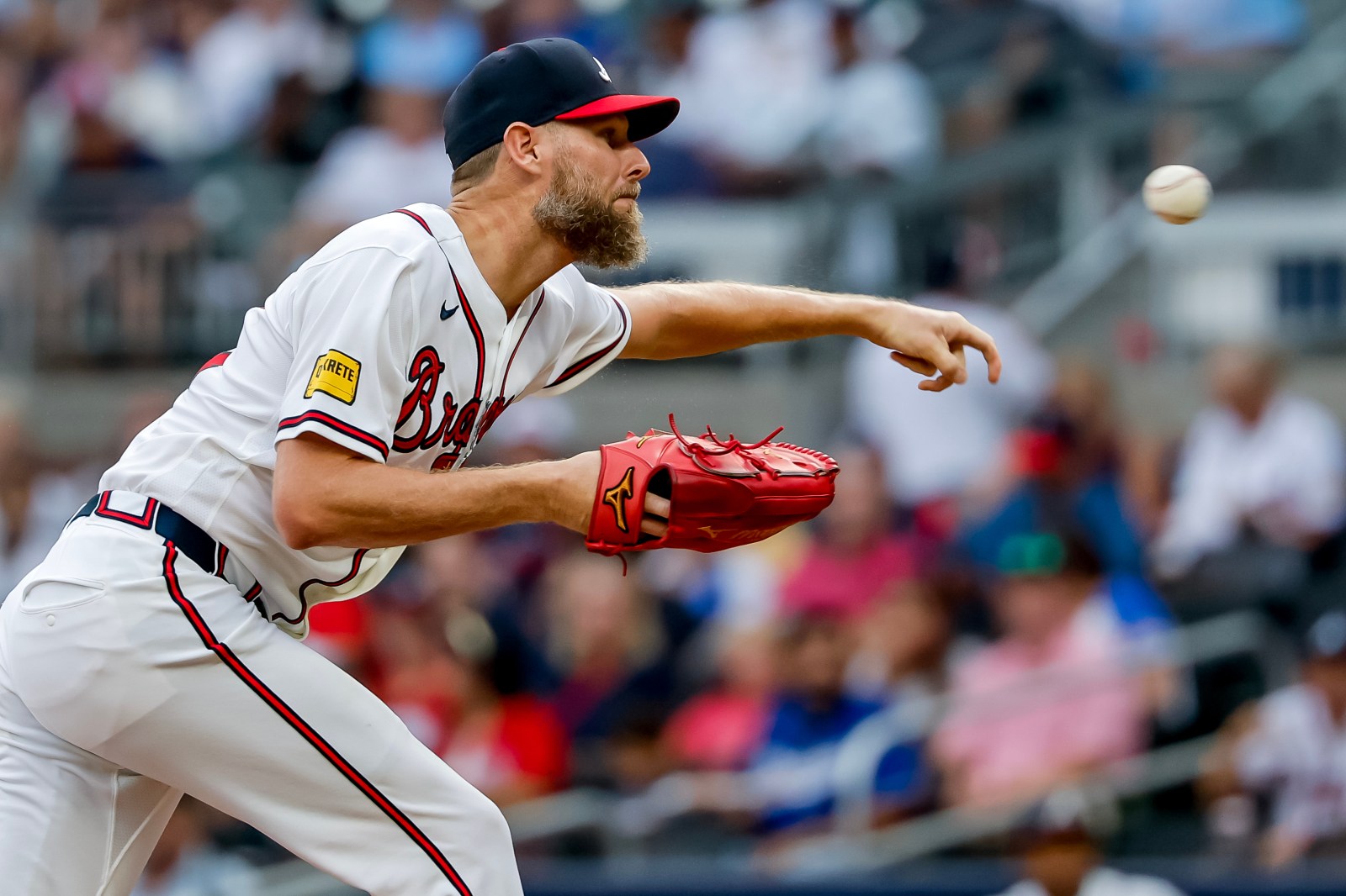Chris Sale delivers a dominant complete-game shutout to sweep the Dodgers.