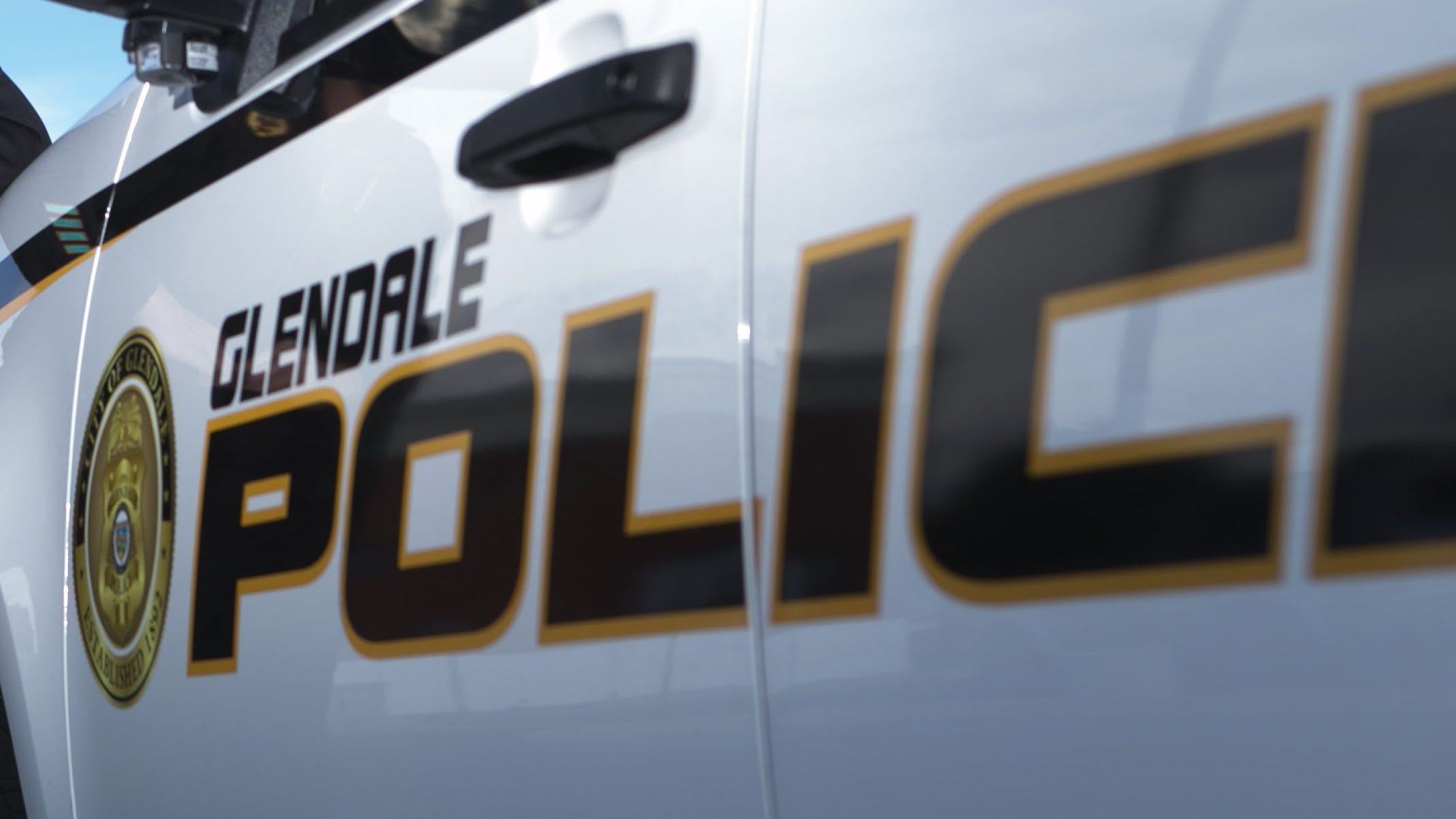 Barricaded gunman fires at officers in Glendale; SWAT deployed as residents shelter.