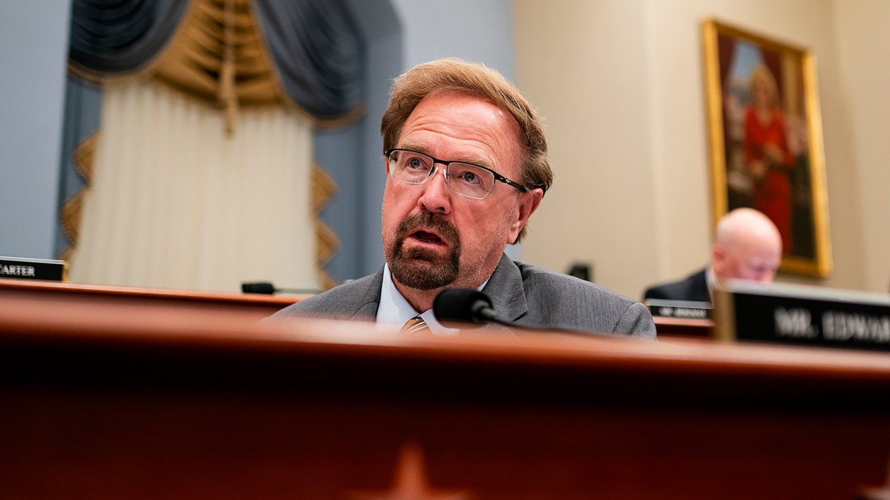 House Ethics Panel Recommends Censure for Rep. Edwards Over Hostile Workplace, Inappropriate Conduct