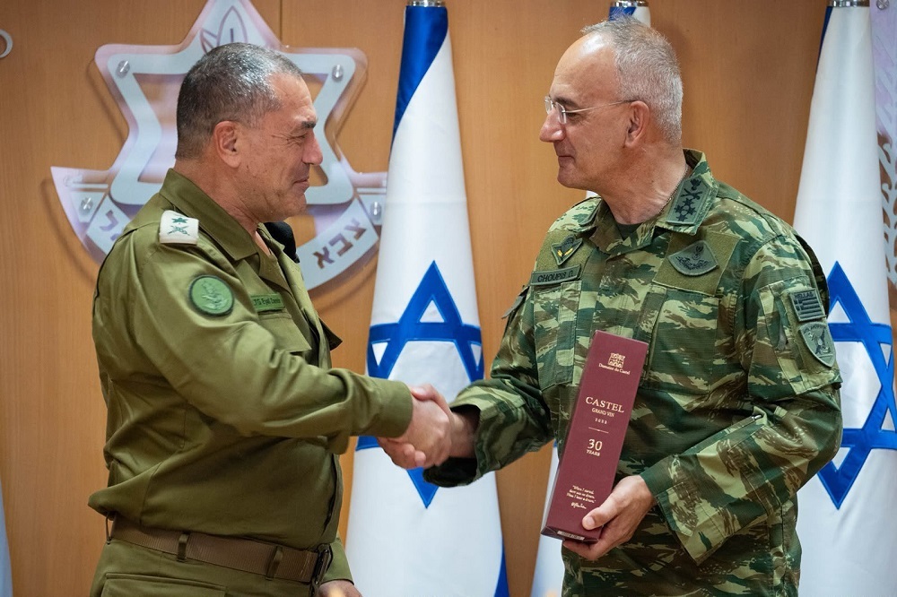 IDF Chief Visits Syria, Meets Greek General as Israel Airstrikes Target Turkish Deployment