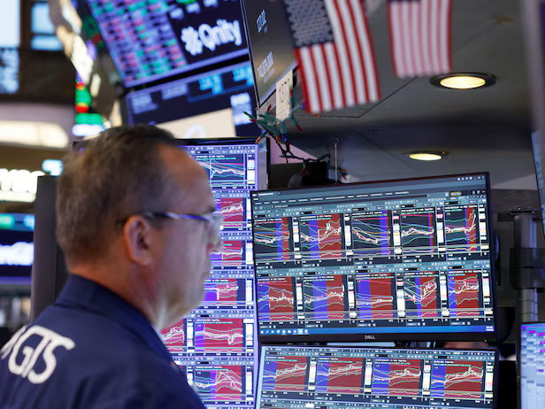 Asian Markets Slide as Middle East Tensions and Oil Rally Hit Tech Stocks