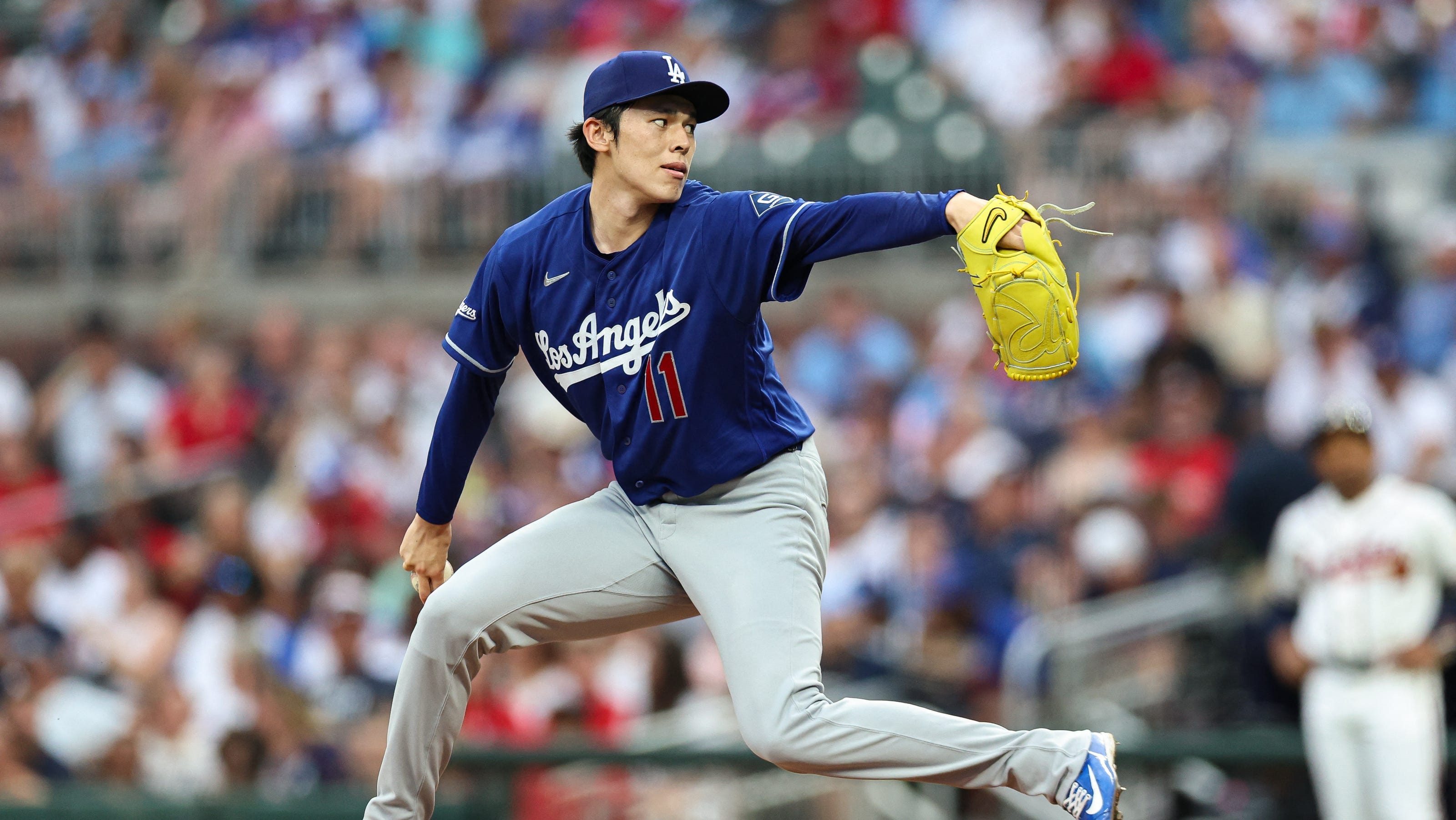 Dodgers Consider Postseason Bullpen Role for Roki Sasaki After Blister Injury