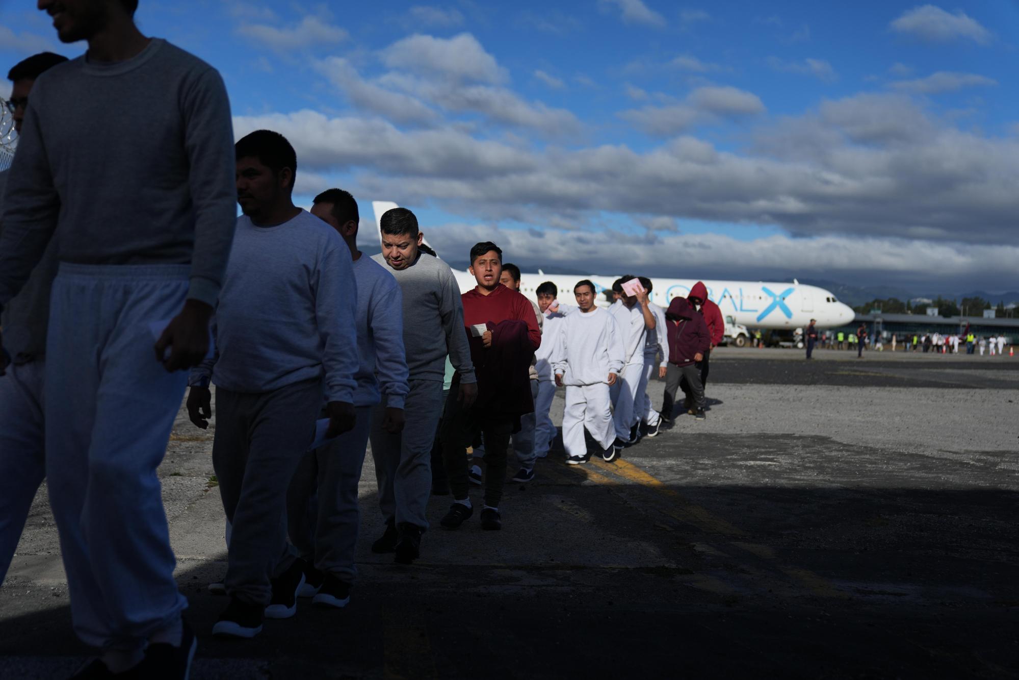 U.S. Deports Over 2,300 Mexican Citizens to Guatemala and Honduras This Year