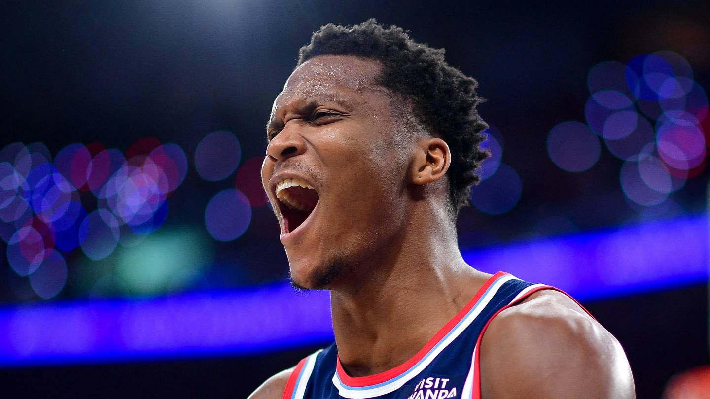 The New Orleans Pelicans sign guard Bennedict Mathurin to a two-year deal.