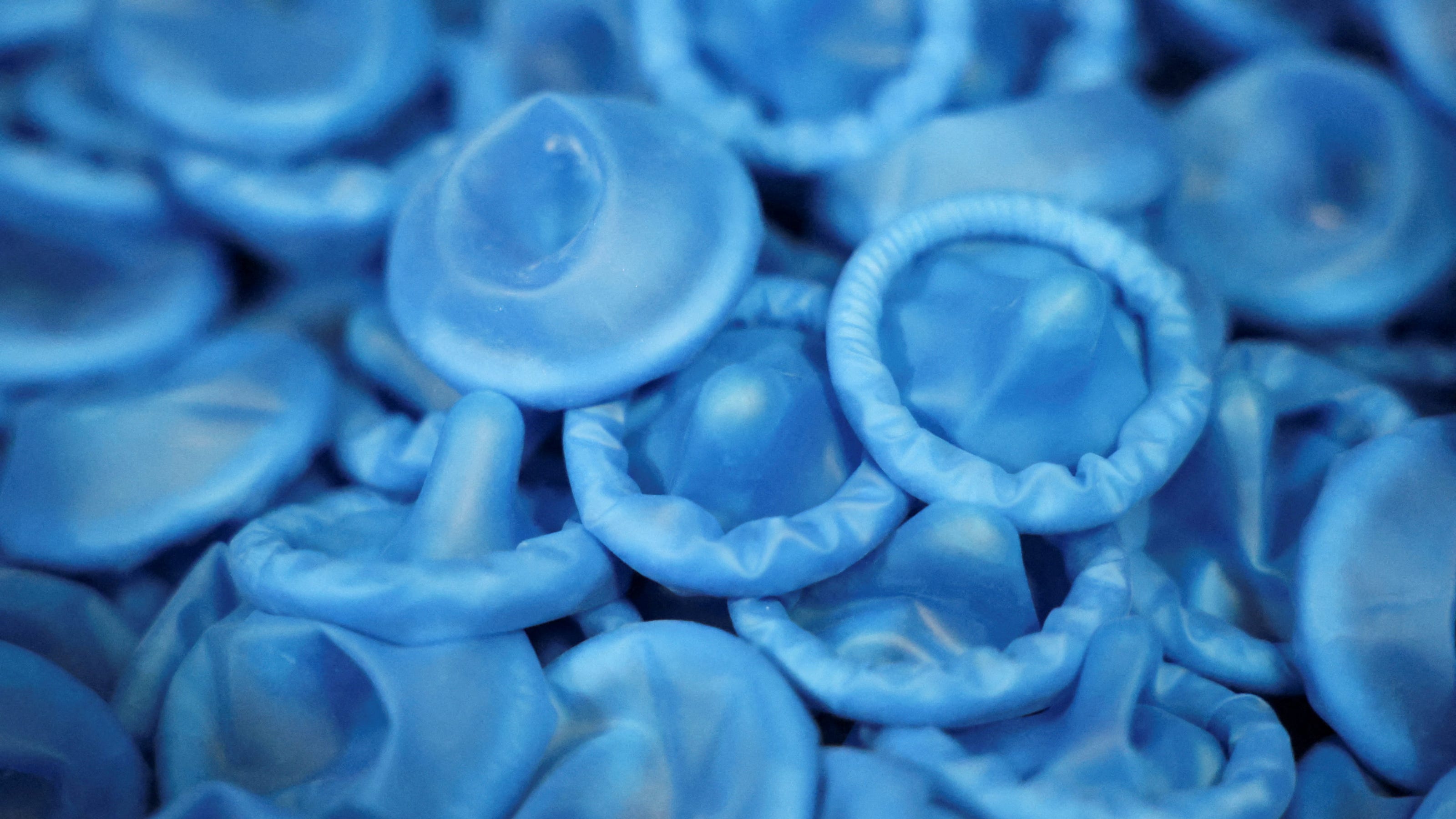 France Recalls Over 40,000 Non-Compliant Condoms Due to Serious Safety Risks