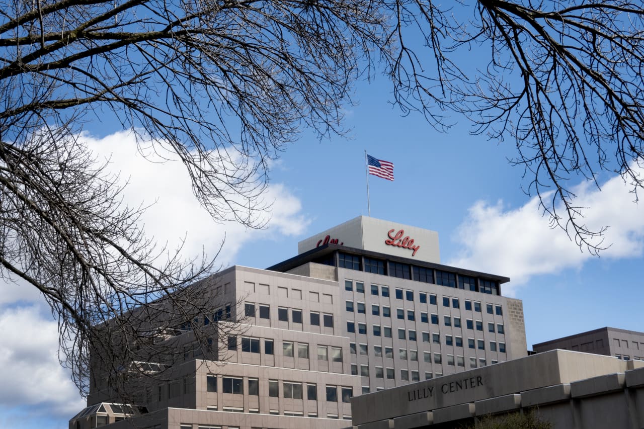 Eli Lilly Sues Six Firms for Selling Unapproved Weight-Loss Drug on Black Market