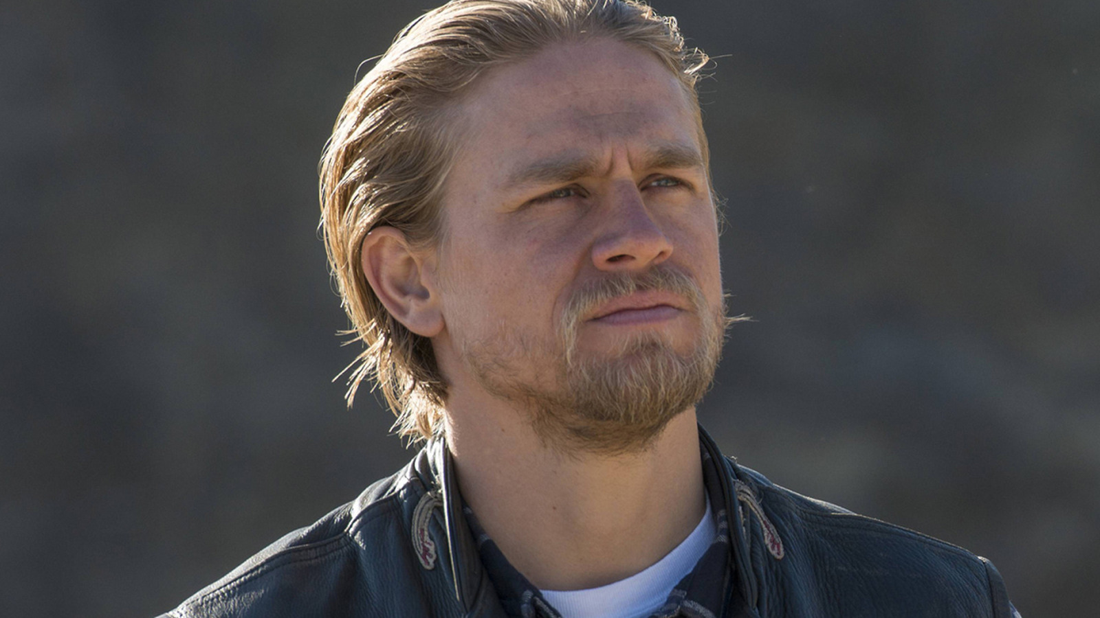 Charlie Hunnam Leads Sons of Anarchy Cast in New FX Meta-Thriller Series