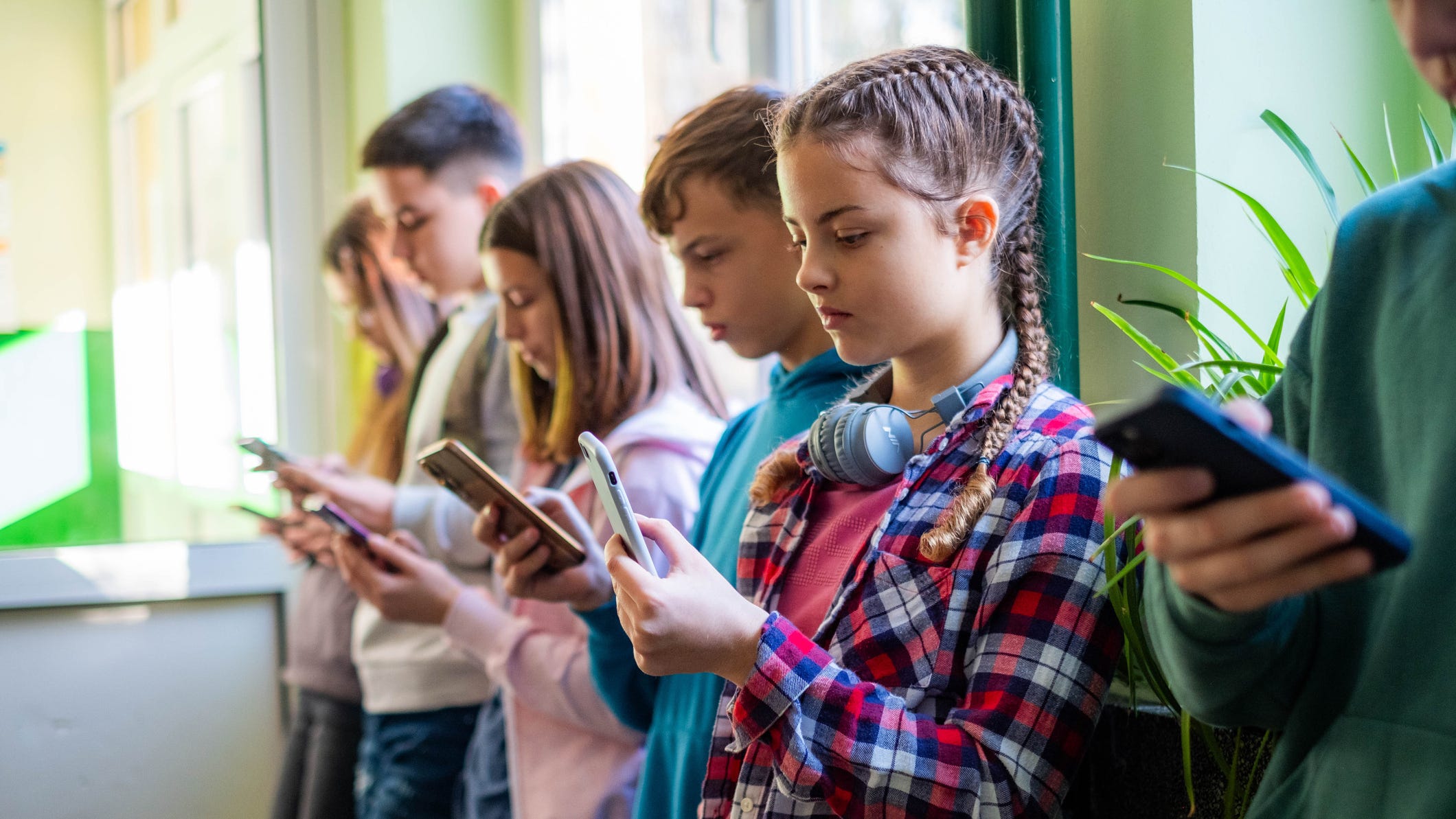 Proposed Meta Settlement Restricts Daily Social Media Use For Minors