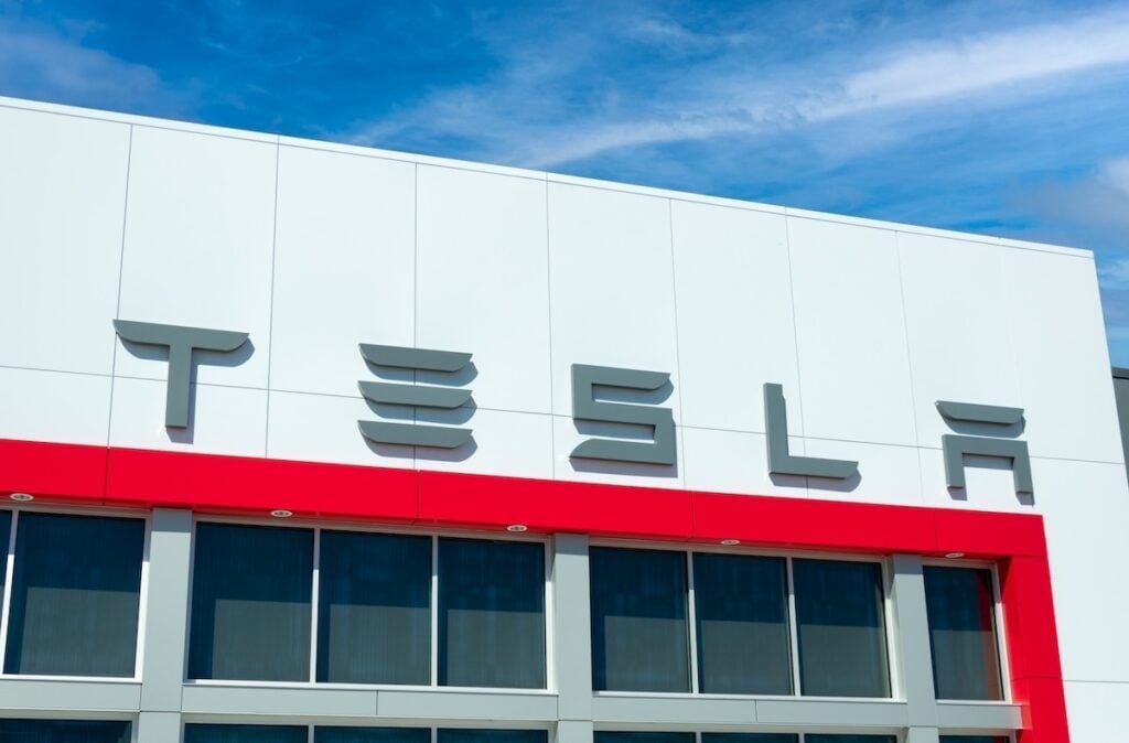 Tesla Discontinues Solar Roof Product to Focus on Conventional Solar Panels