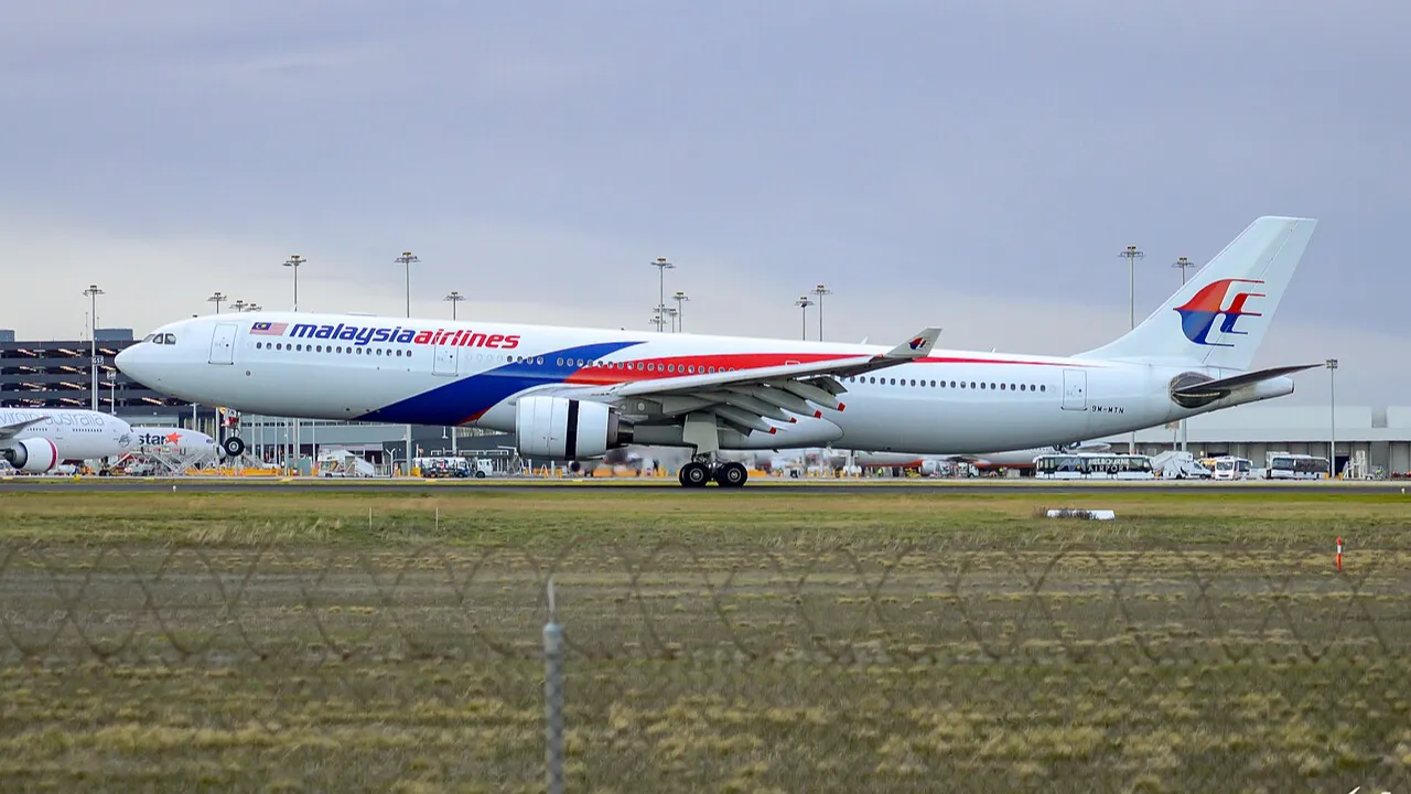 Malaysia Airlines Flight Aborts Narita Takeoff After Smoke Observed on Runway