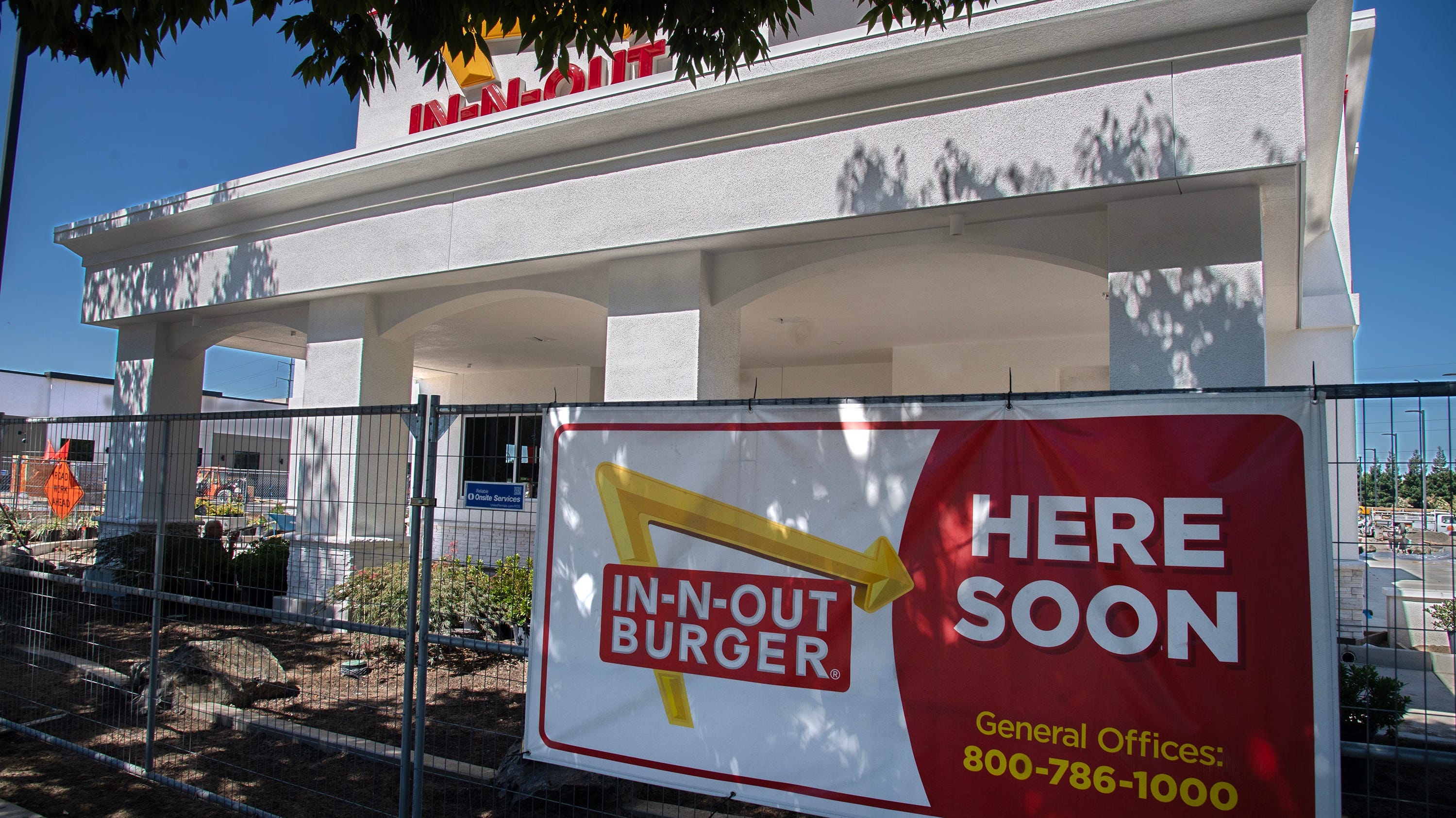 In-N-Out Expands with Four New Locations Across Two States, Offers Competitive Pay