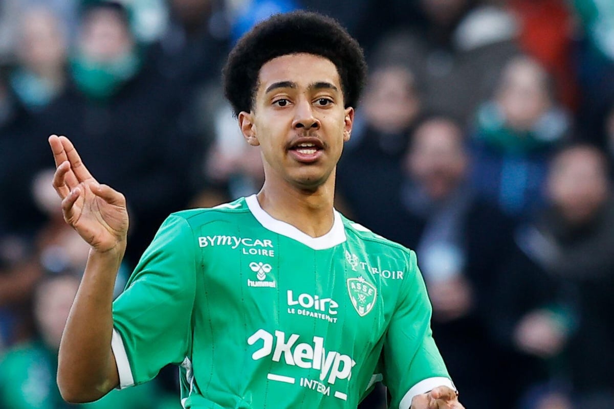 Liverpool approach agreement to sign Saint-Étienne forward Djylian N'Guessan for 2027