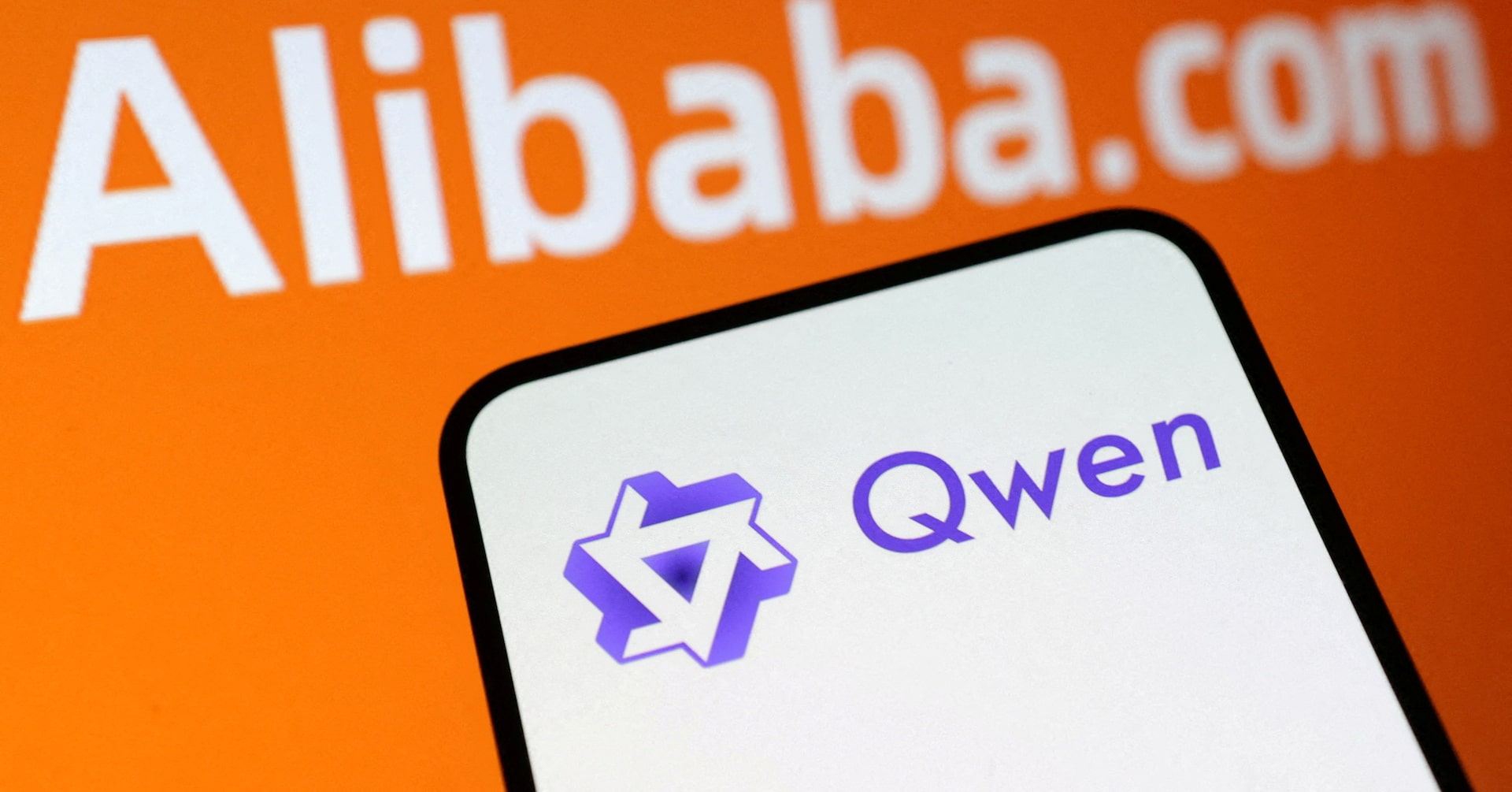 Alibaba Unveils Qwen3.8-Max, Its Largest AI Model, Open-Sourcing for Global Race