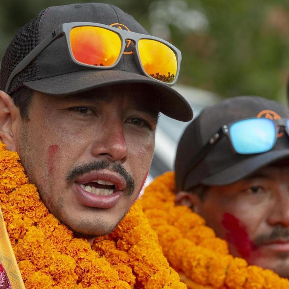 Pakistan launches expedition to recover bodies of mountaineers killed in Broad Peak avalanche.