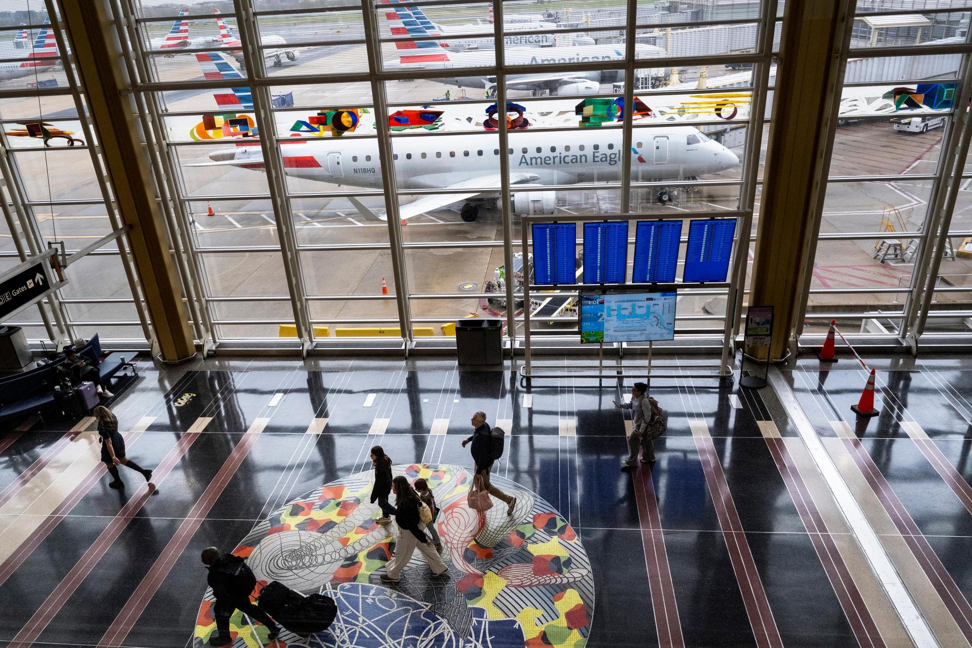 U.S. News & World Report Ranks Top Travel Loyalty Programs for 2026-2027; American Airlines, Wyndham Lead.