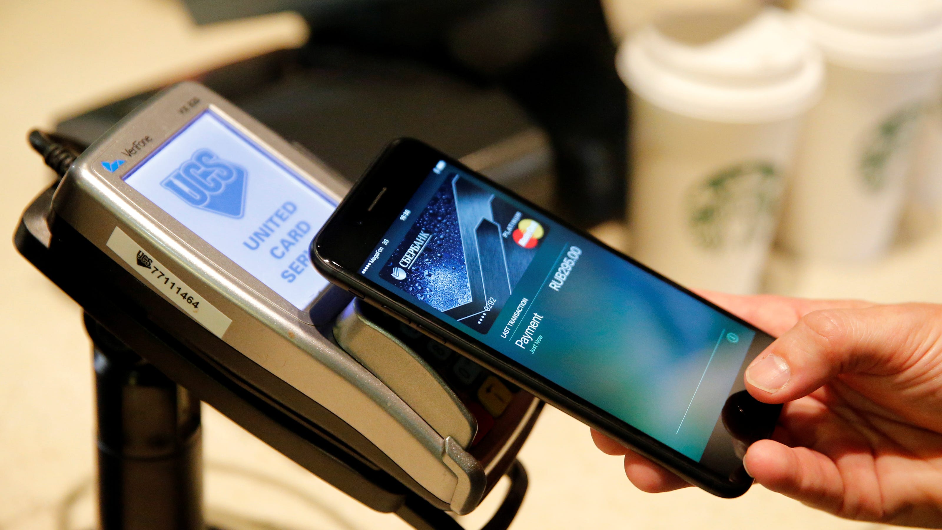 Tap-to-pay scam victims lose thousands after failing to check transaction amounts