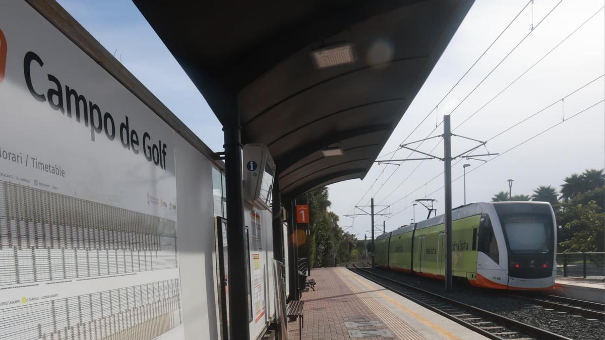 Man Hospitalized After Alicante TRAM Stop Fight; Suspect Arrested by Police