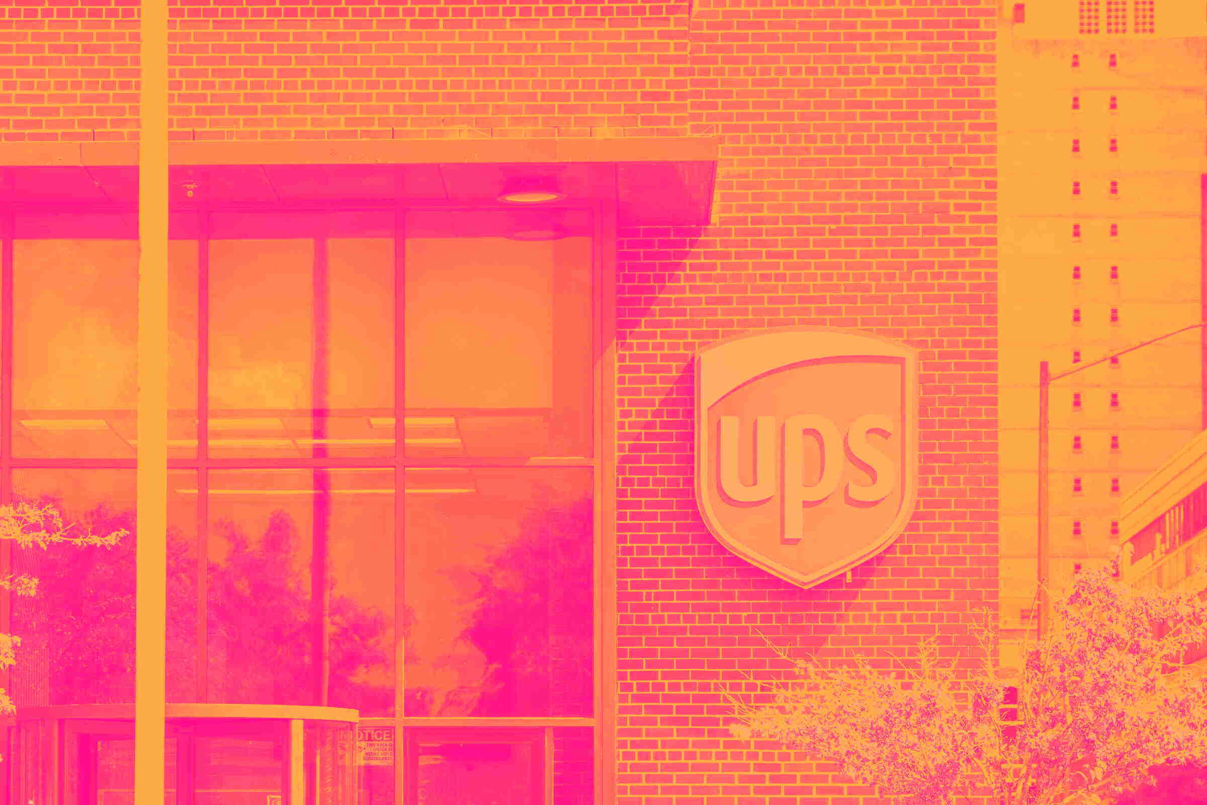 Global Q2 Earnings Show Tech Gains While Logistics Grapple With Rising Costs