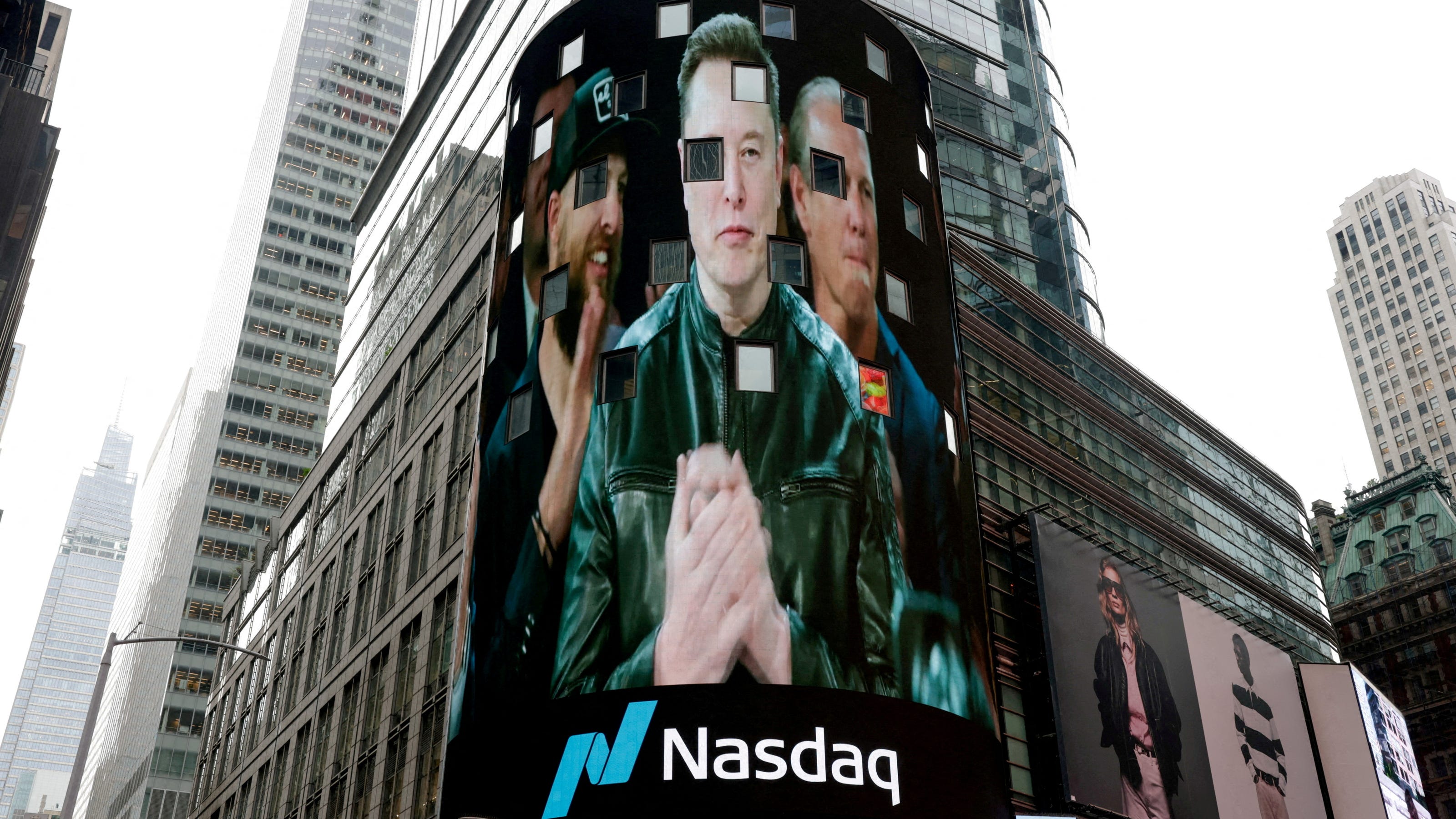 Elon Musk Revives America PAC, Funds GOP Midterms After SpaceX Contract Win