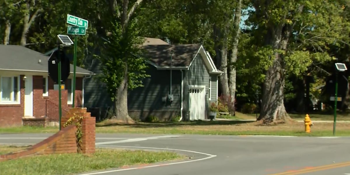 Child Hit And Killed By Dump Truck Near Tennessee Schools