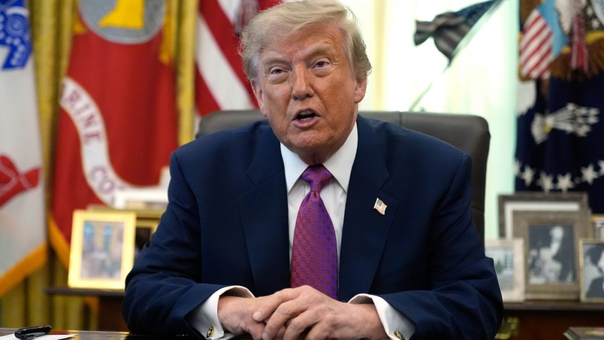 Trump Pushes AI Data Centers Amid Local Opposition and Bipartisan Pushback