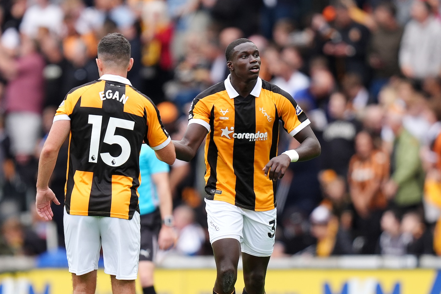 Hull City Defeats Manchester United in Dramatic Premier League Season Opener