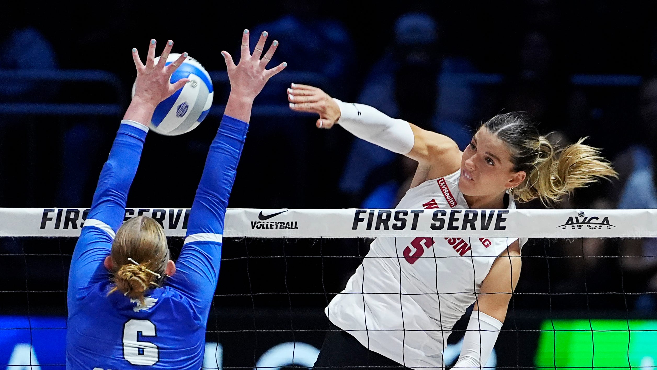 Wisconsin Volleyball Faces Louisville; Texas Prepares to Play Arizona State at Fiserv Forum