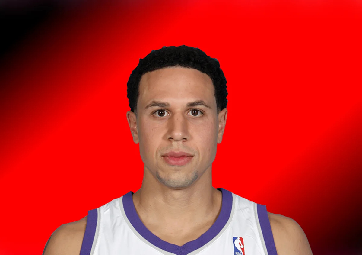 NBA Legend Mike Bibby Asserts Sacramento Kings Were 'Robbed' in Pivotal Game Against Los Angeles Lakers