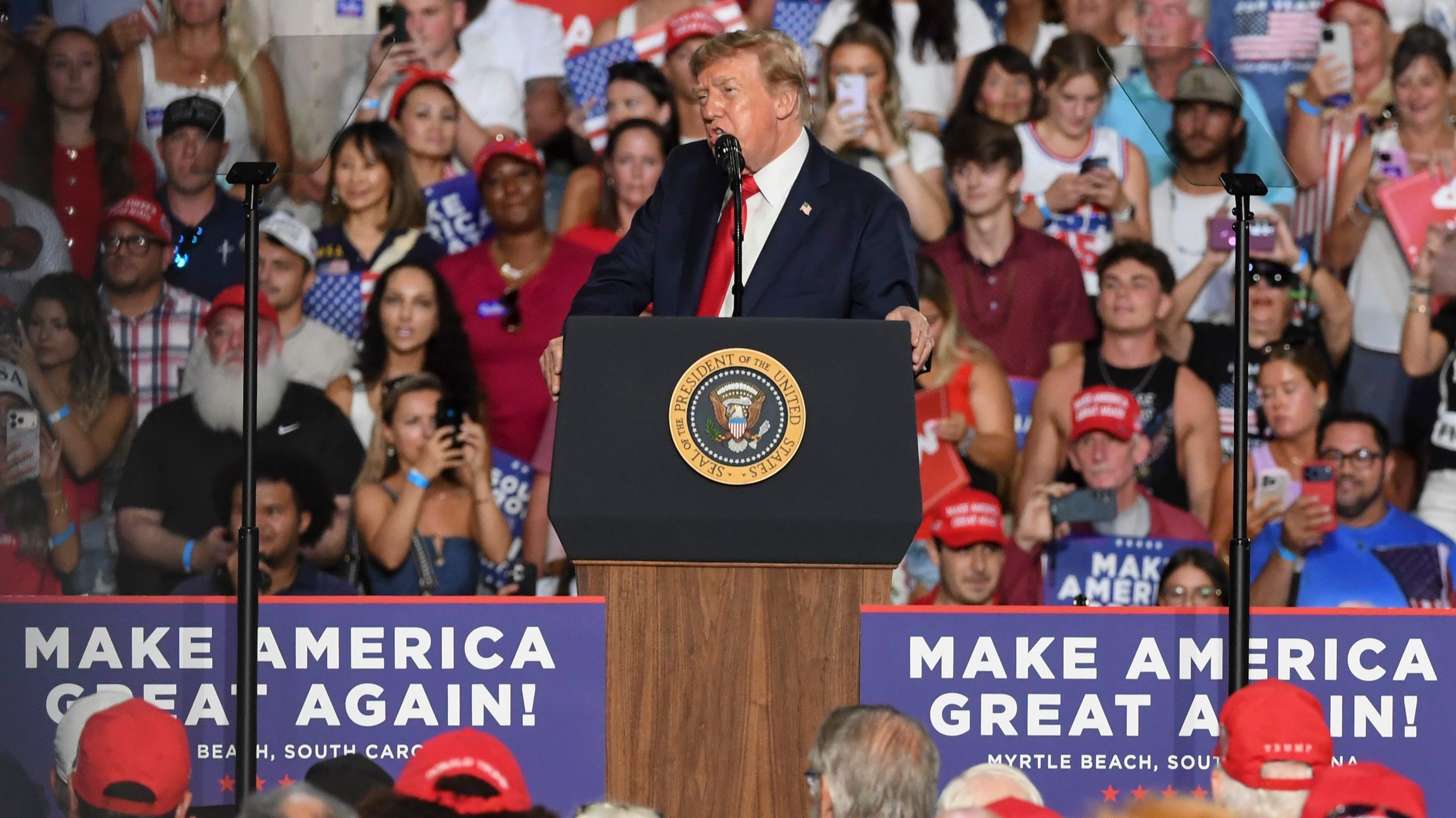 Trump Touts Economic Success and Discusses Iran Policy at South Carolina Rally