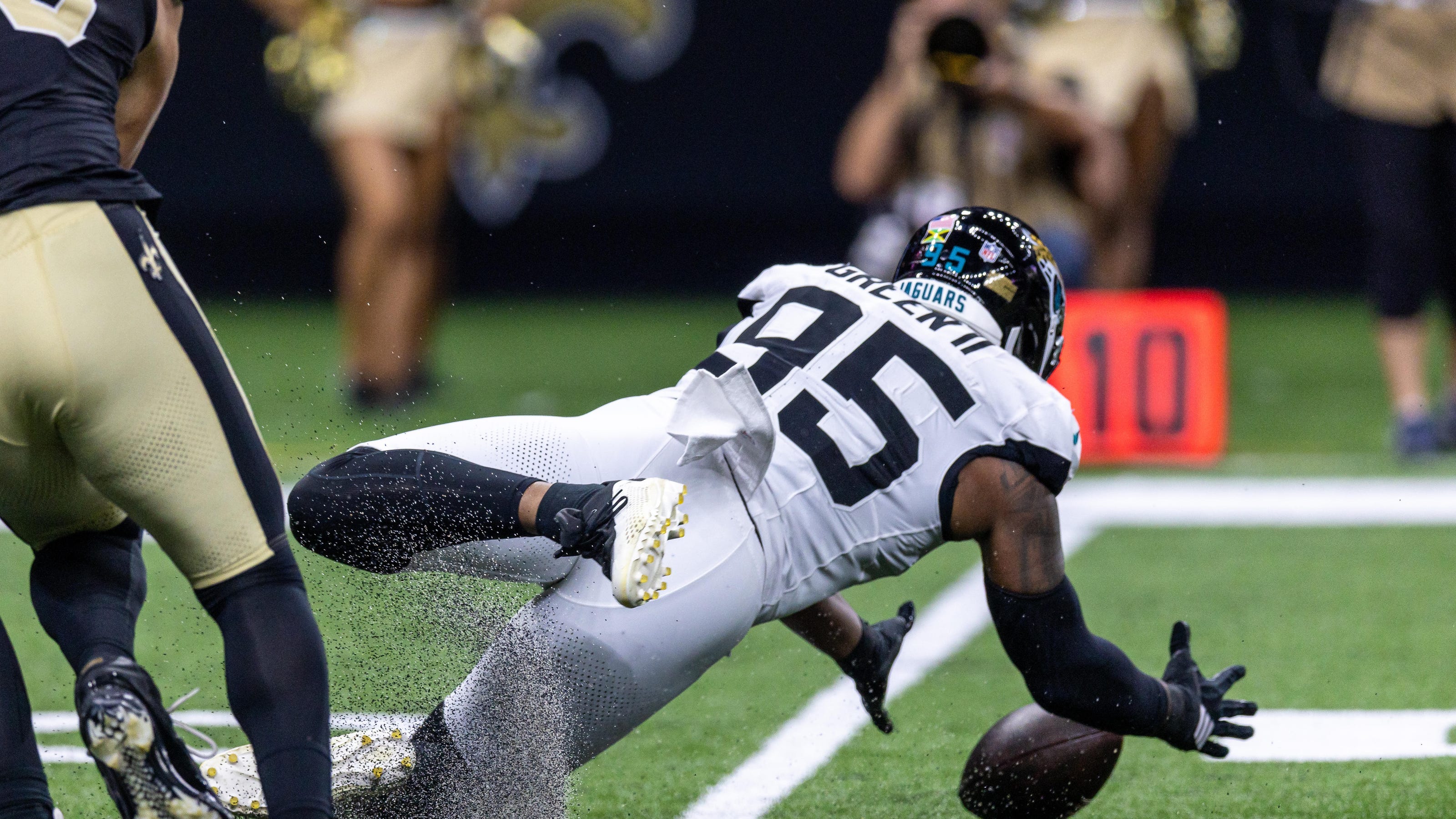 Jacksonville Jaguars Secure Preseason Victory Over Saints With Rookie J'Mari Taylor's Late Touchdown