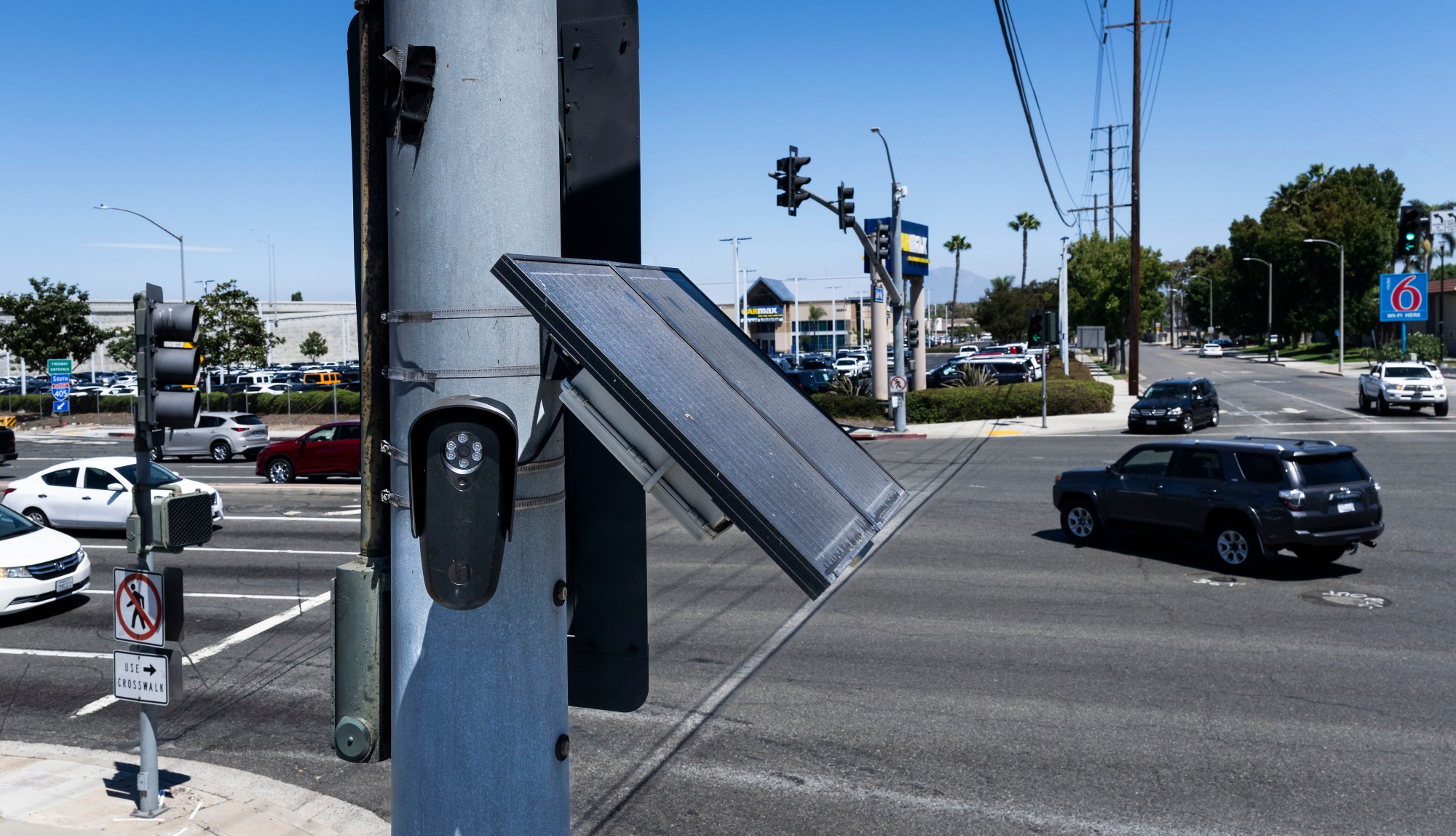 Pasadena Residents Push to Remove Controversial Flock Cameras Amid Privacy Concerns