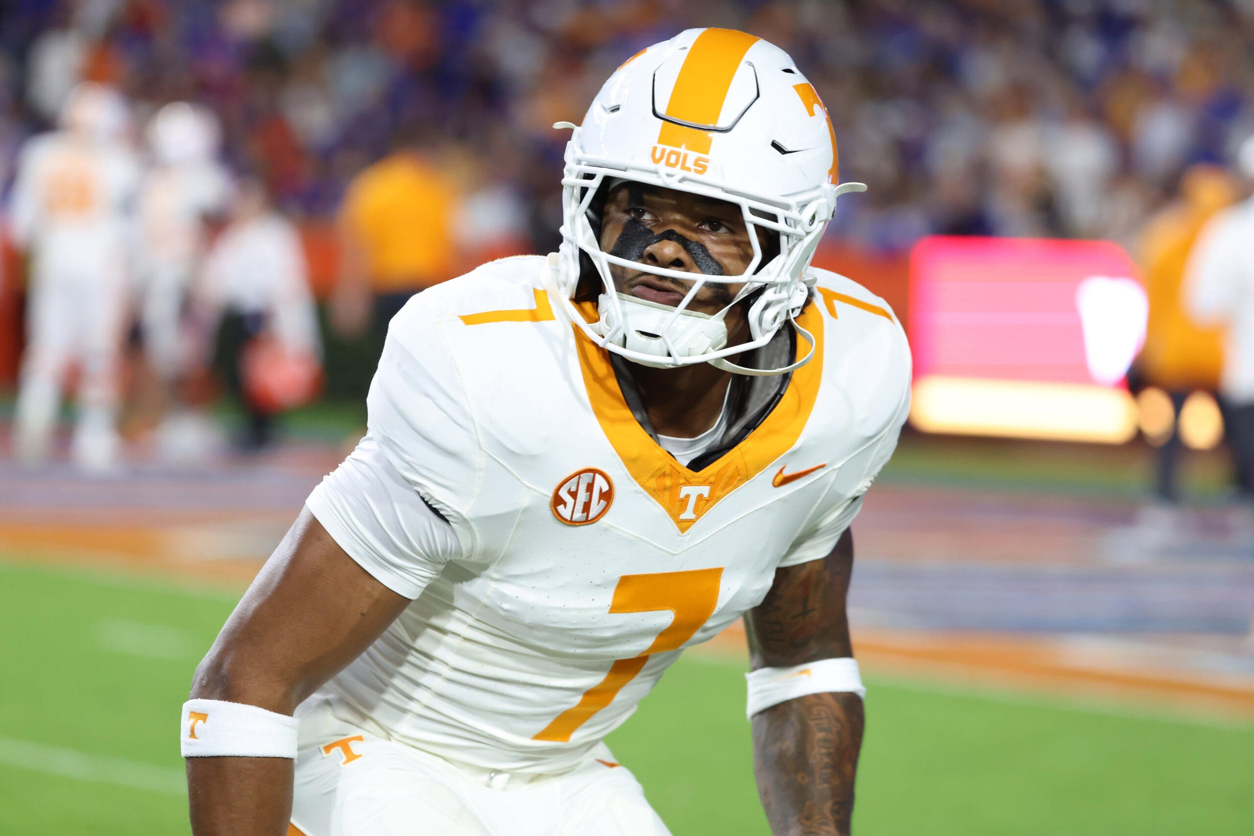 NCAA Reduces Tennessee Linebacker Arion Carter's Suspension to One Game