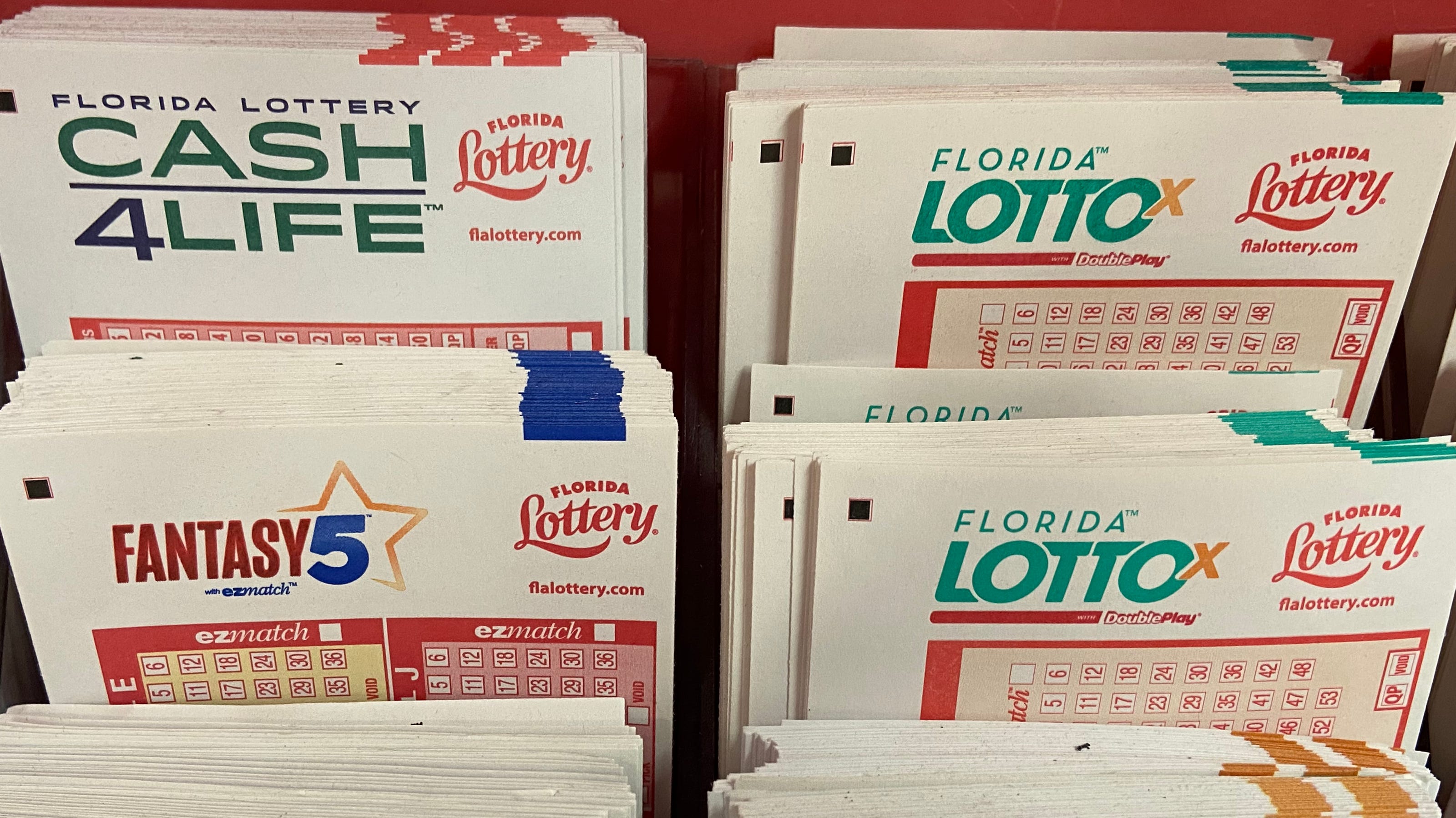 Florida Lotto jackpot increases to four million dollars for the upcoming Wednesday drawing.