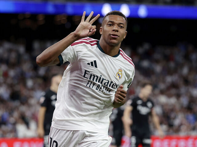 Kylian Mbappé scores a hat-trick to lead Real Madrid past Real Sociedad