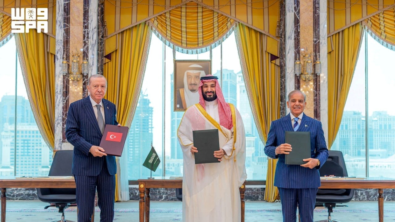 Iran Confirms Invitation to Join Mecca Joint Defence Agreement Amid Regional Security Shifts