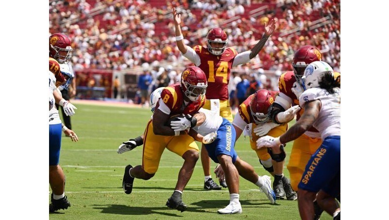 No. 14 Southern Cal Defeats San Jose State 42-26 in Opening Game