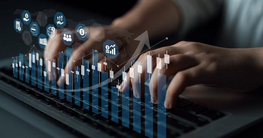 Cencora Shifts Walgreens Volume While Maintaining Strong Earnings Outlook and Analyst Confidence