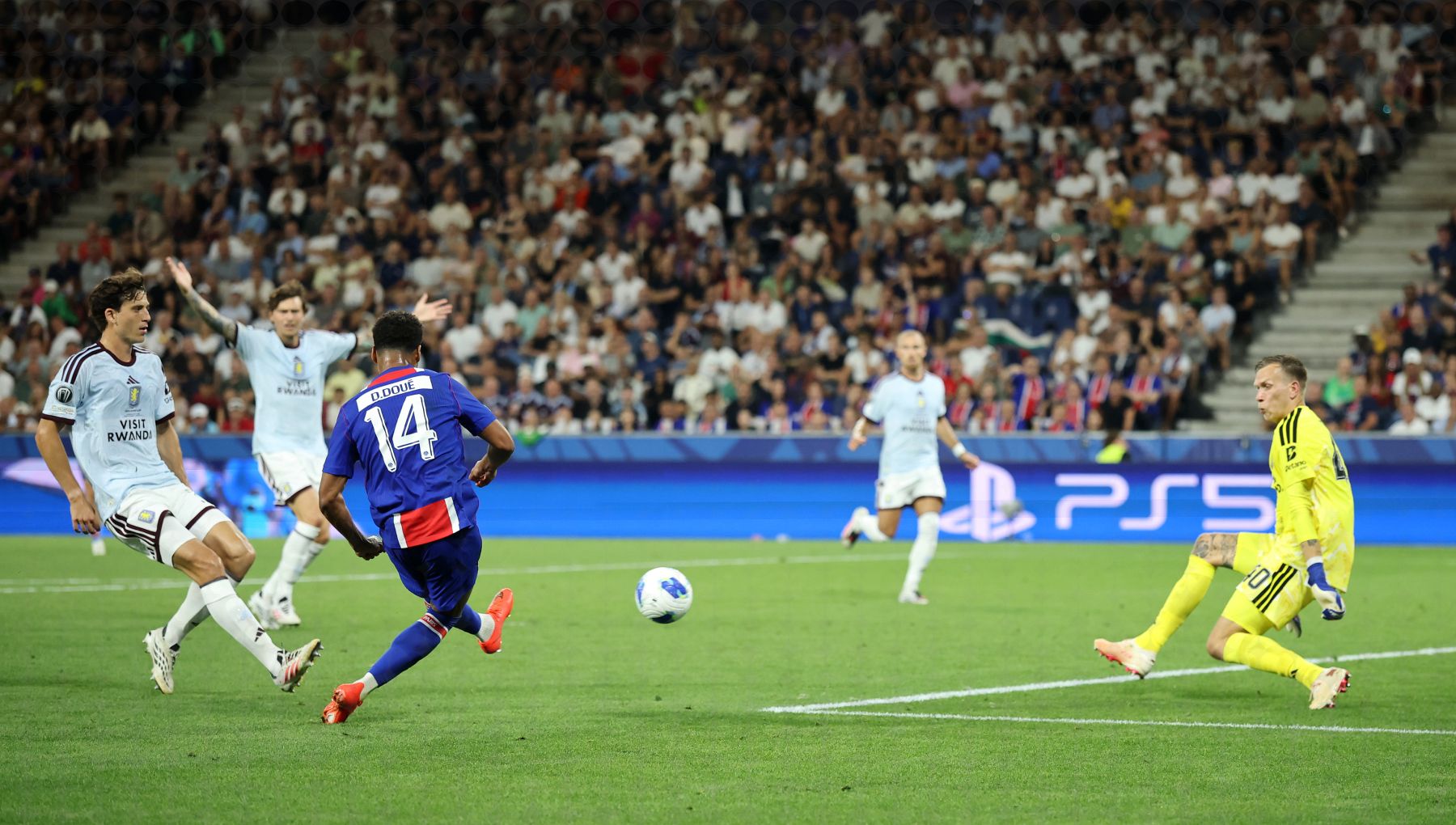 Paris Saint-Germain Secures Second Consecutive UEFA Super Cup with Comeback Victory Over Aston Villa