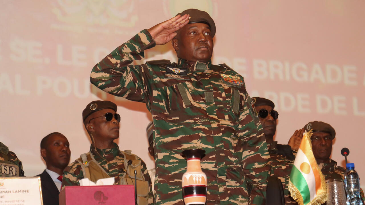 Russia-backed forces help loyalists suppress a military mutiny in Niger's capital city.