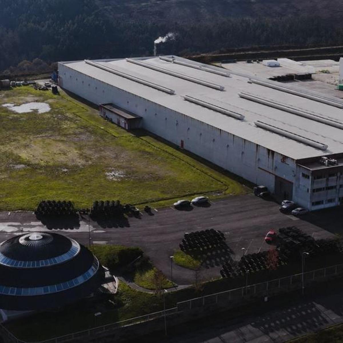 Indra Considers León for Third Armored Vehicle Factory Amid Asturias Option Uncertainty