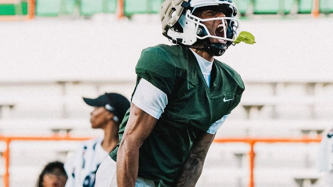Former Florida Gator Mike Peterson Jr. Emerges as Key Wide Receiver for FAMU