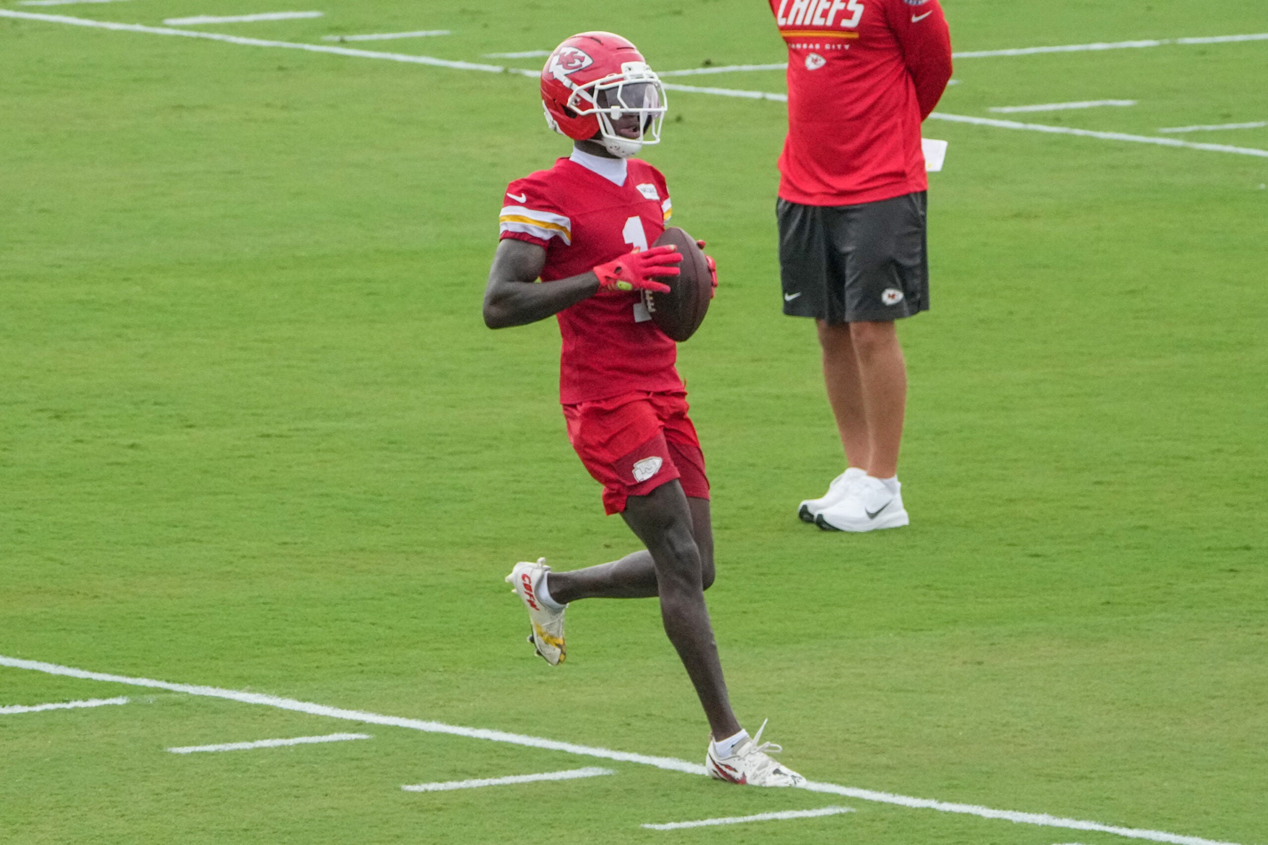 Chiefs Rookie Wide Receiver Cyrus Allen Suffers Leg Injury During Punt Drill, Status Uncertain