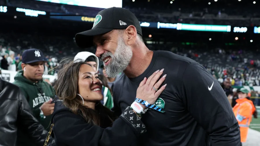Atlanta Falcons Mourn Cristina Ulbrich, DC Jeff Ulbrich's Wife, After Her Death at 48.