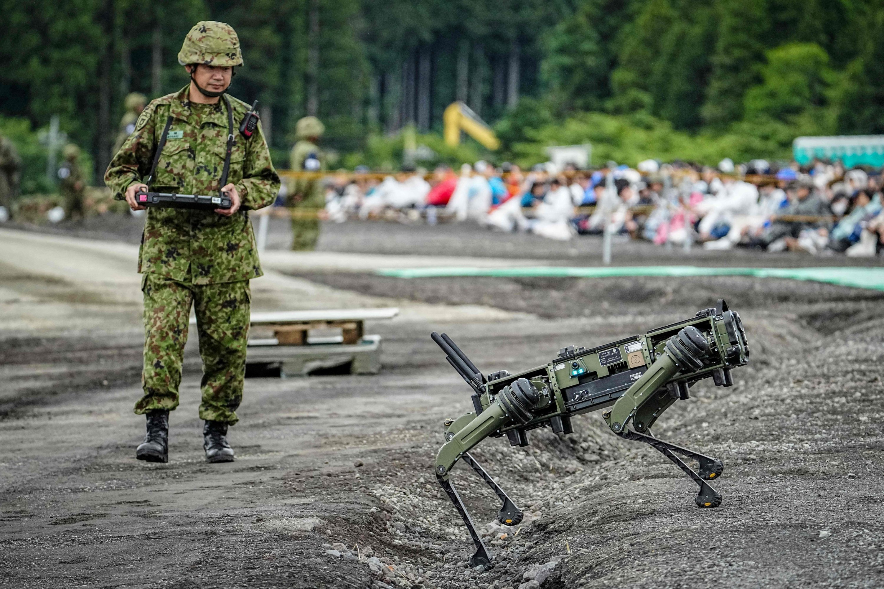 Japan Seeks Record Defense Budget With AI, Drones, and Hypersonic Missiles