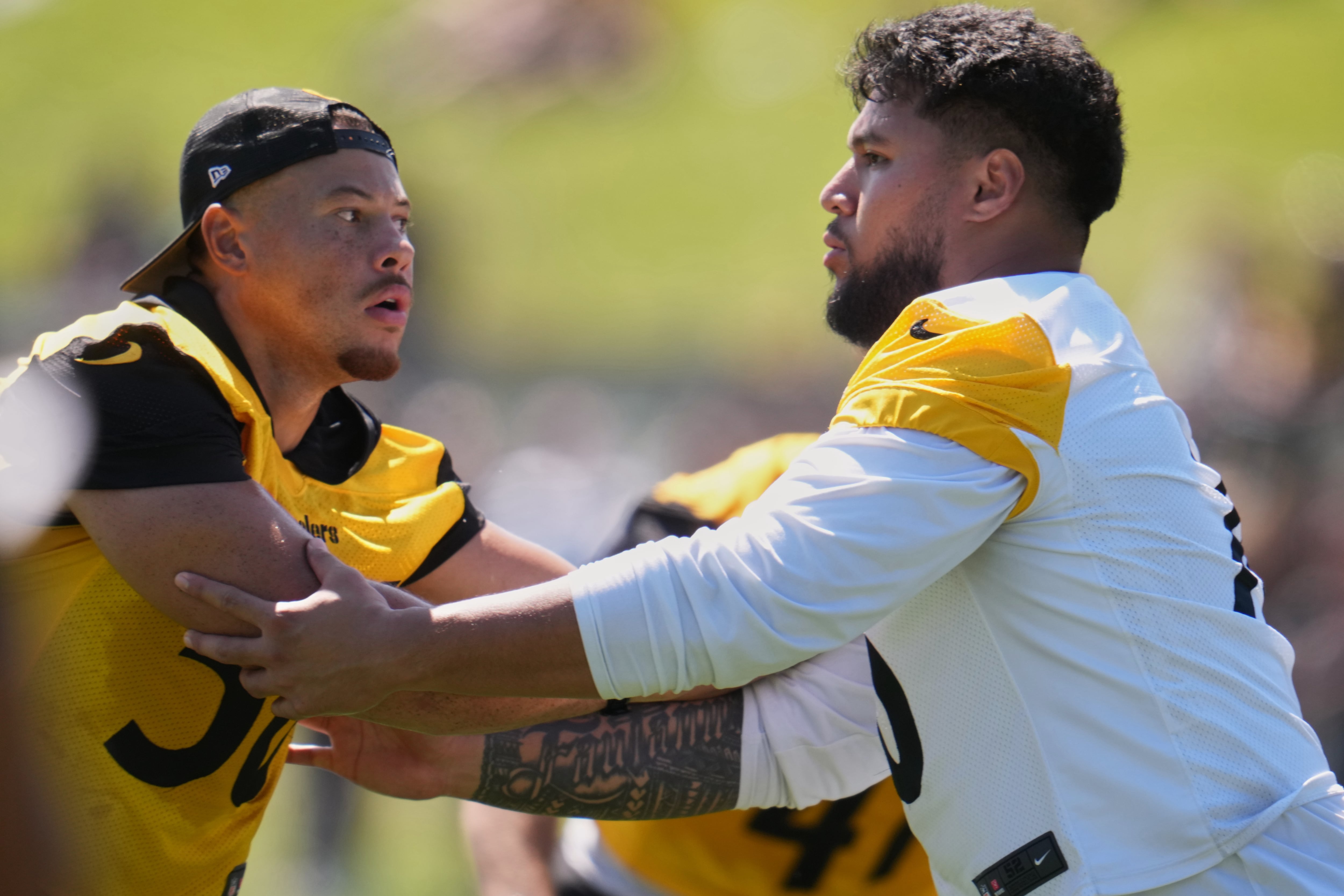 Pittsburgh Steelers Implement 'Thud Up' Drills for Physical Camp, Banning Tackling.